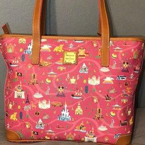 DOONEY & BOURKE PINK DISNEY PARK LIFE 20 TOTE NWT